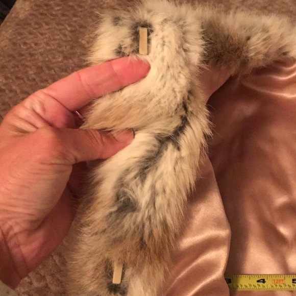100% Real Fur Rabbit Vest Size S/M White Brown Silk Polyester Inside. Hip length - Picture 14 of 15